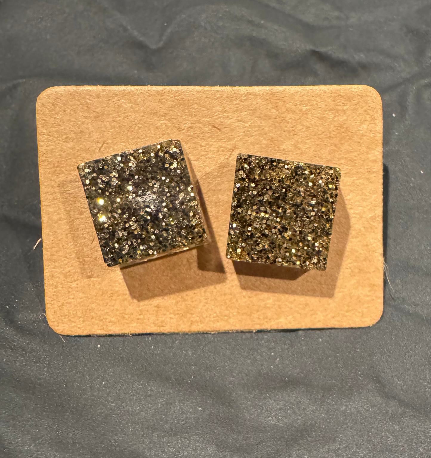 Goût de Miel - A Taste of Honey (Studs)