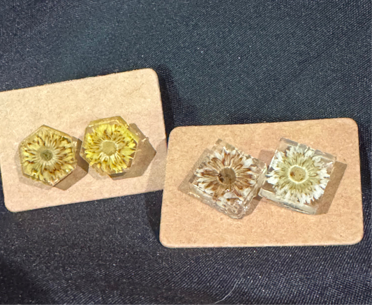 Fleur de Soleil – Mini Sunflower Studs